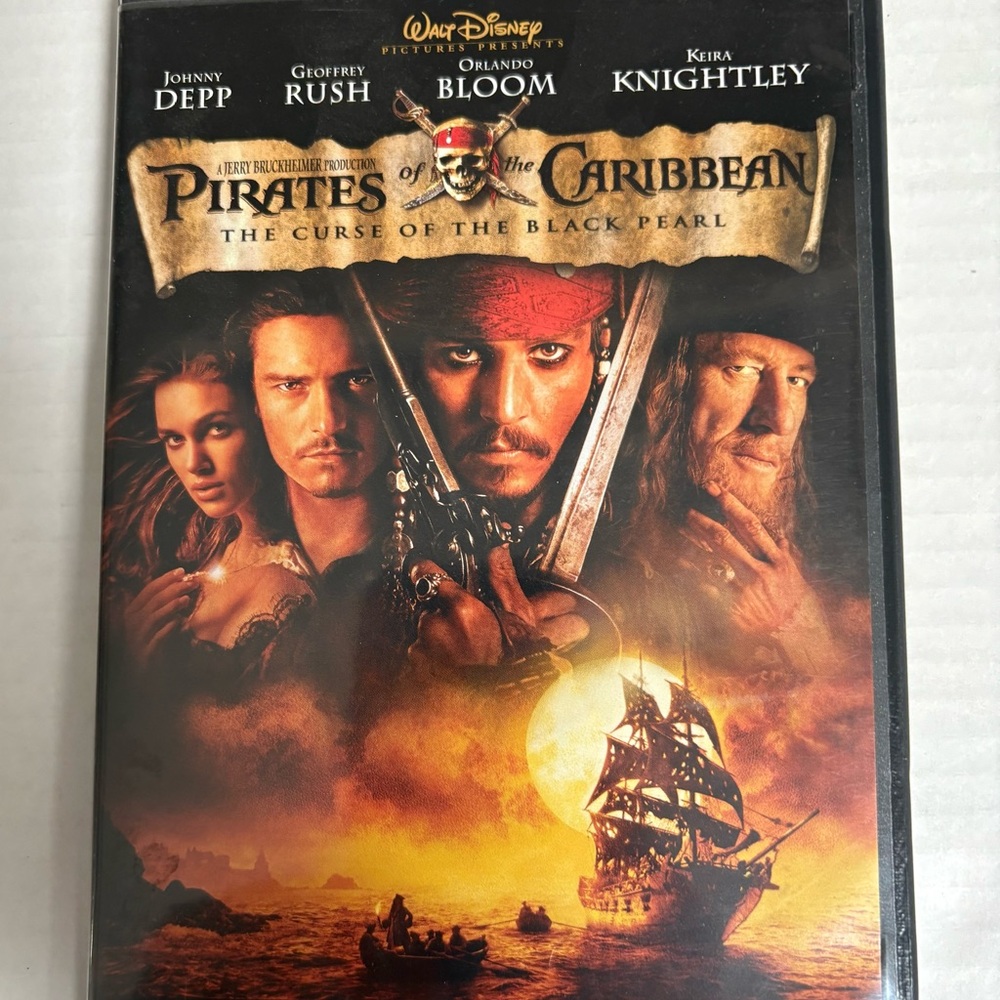 Pirates of the Caribbean: The Curse of the Black Pearl DVD-2 disc Collectors